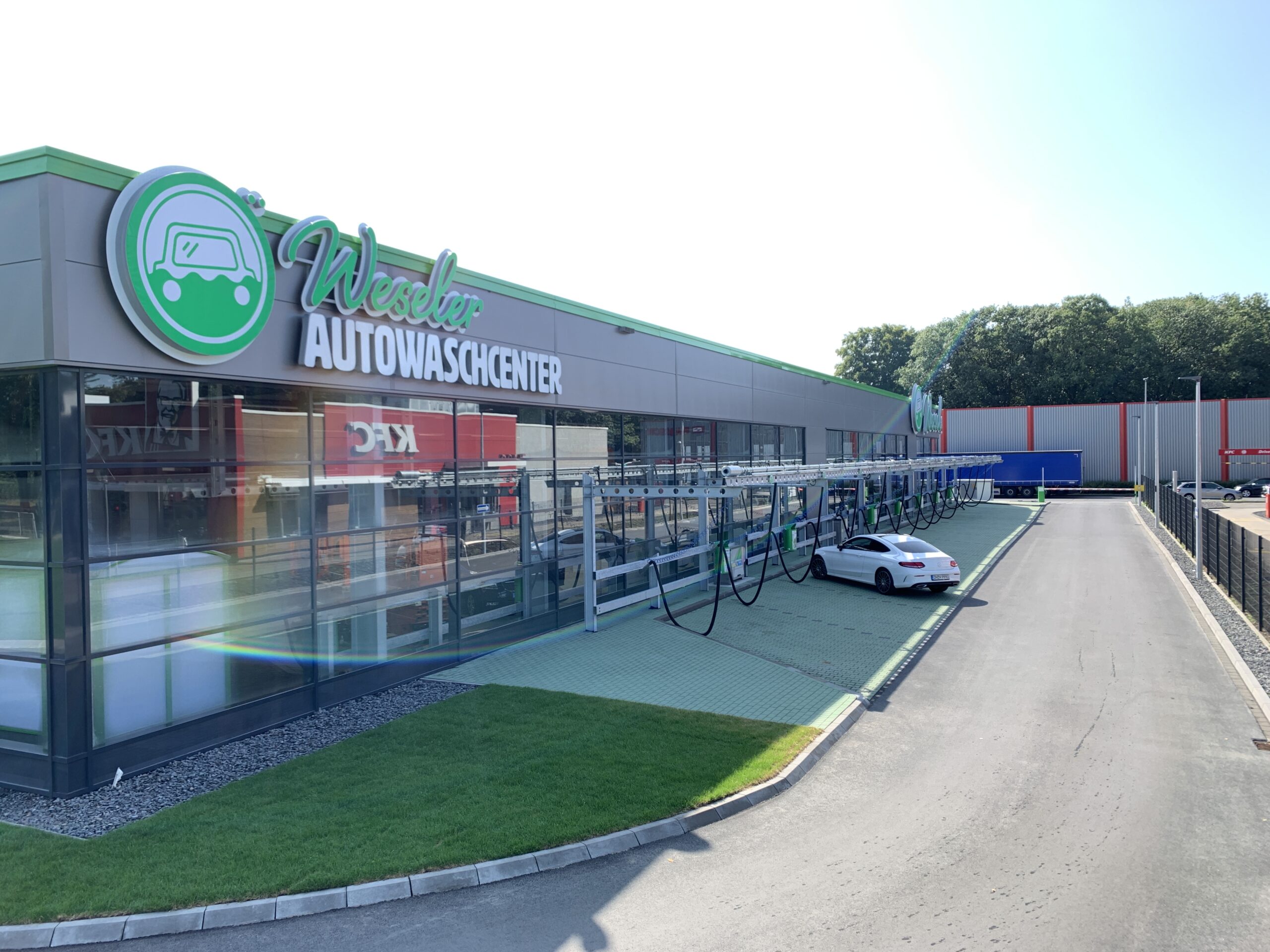 Outdoor Saugerplätze im Weseler Autowaschcenter